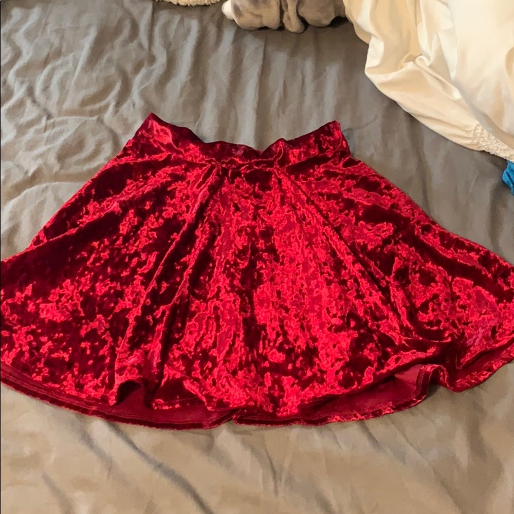 Velvet skirt